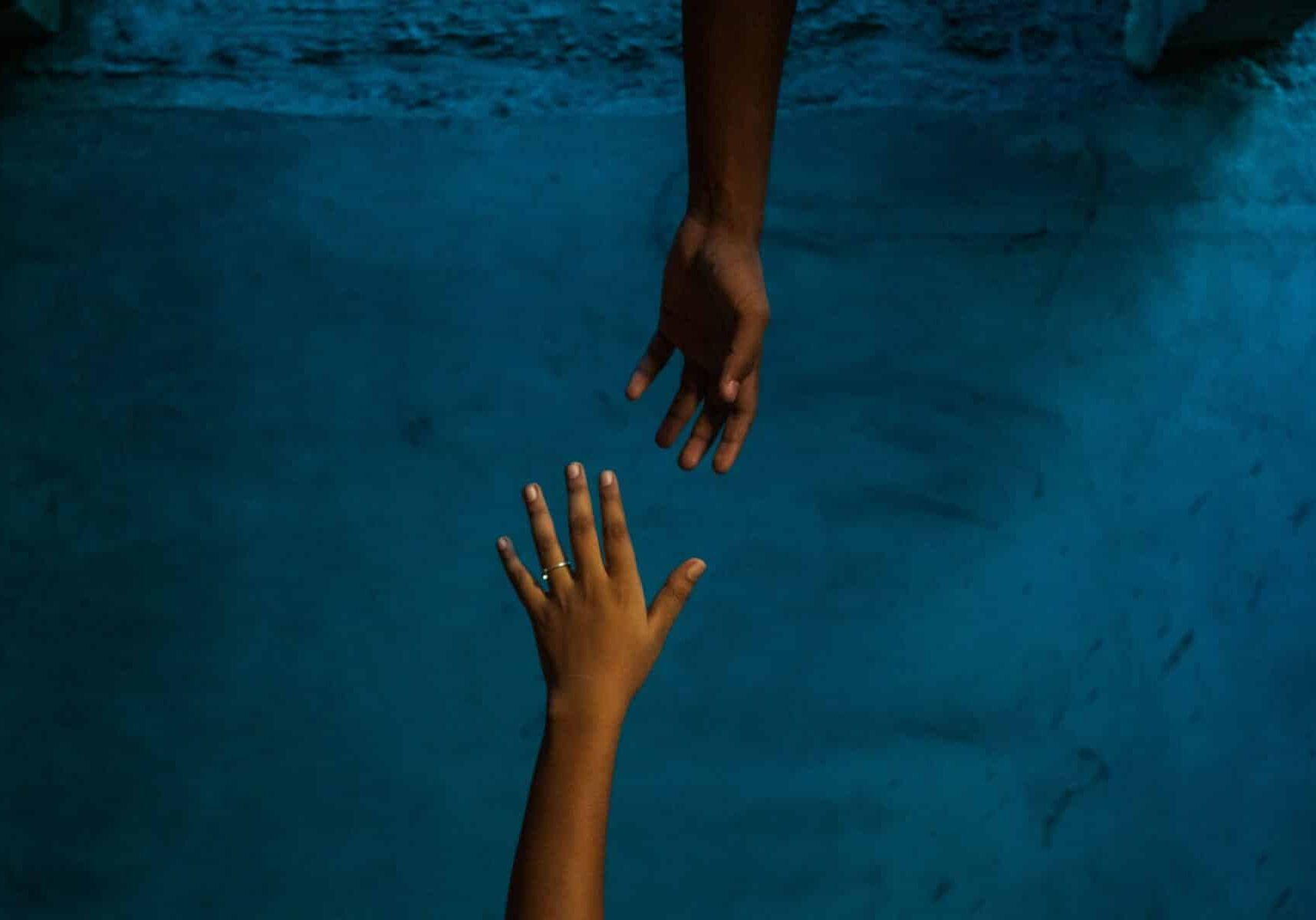 akhil-nath-EwREyNabbKc-unsplash